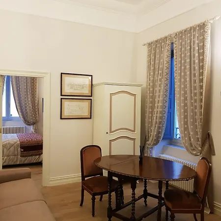 Al Centro Luxury 2*