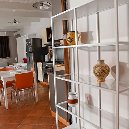 Al Centro Luxury 2*